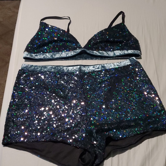 iHeartRaves Other - Mermaid two set